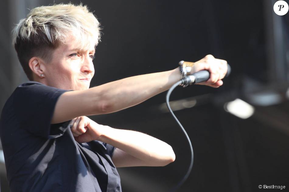 jeanne added jouera a fnac live