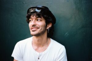 adam naas sera au festtival les primeurs de massy et de castres 2018