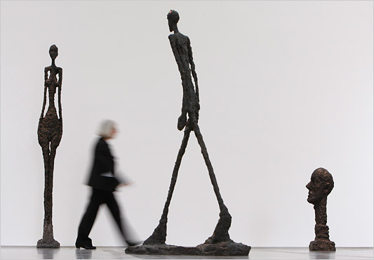 exposition au musée maillol à paris: giacometti entre tradition et avant-garde