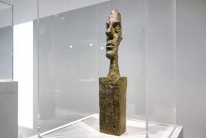 le sculpteur giacometti était fasciné par les visages