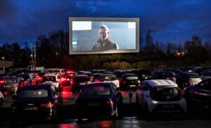 drive-in cinema plein air voiture