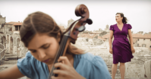 la violoncelliste dom la nena et la chanteuse rosemary standley de Birds on a Wire