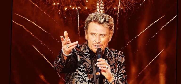 johnny a la tour eiffel